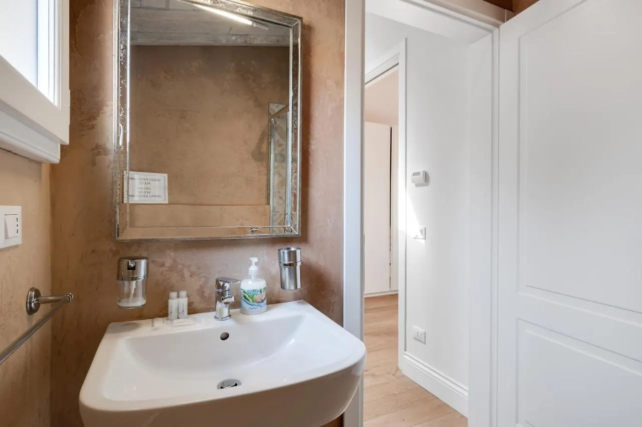 Piazza Indipendenza & Giardino Della Fortezza Apt Apartment Florence 0*,  Italy